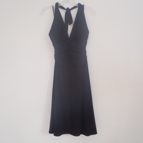 White House Black Market Dresses & Skirts - 🦋 3/$15 - WHBM Halter Ruched Waist Dress - EUC